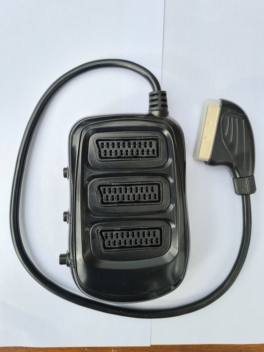 3-to-1 Audio Visual SCART Switch Box with Manual Input Selection